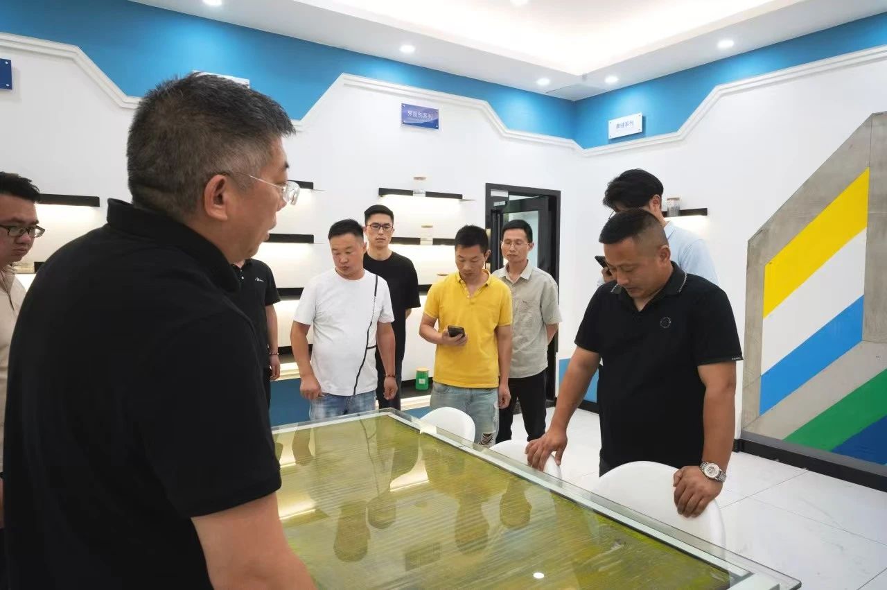 大唐一品瓷砖胶培训